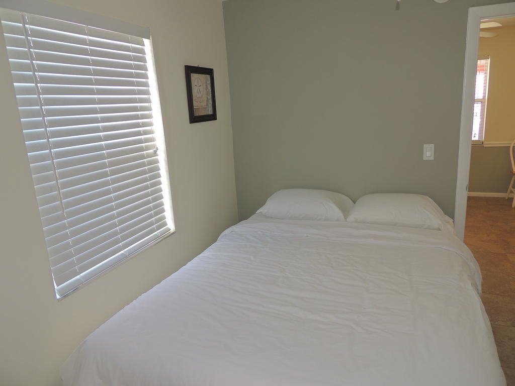 Caribbean Shores Waterfront Resort Jensen Beach Room photo