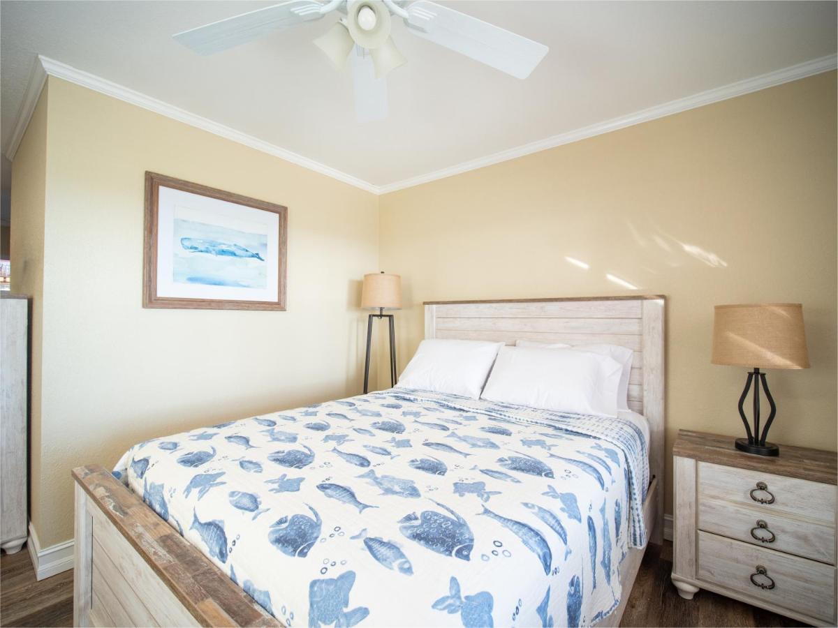Caribbean Shores Waterfront Resort Jensen Beach Exterior photo