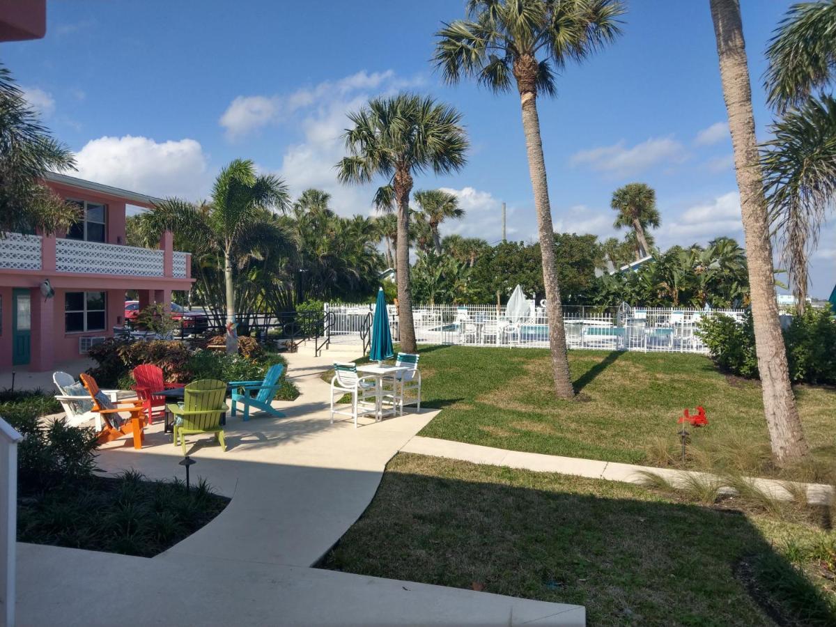 Caribbean Shores Waterfront Resort Jensen Beach Exterior photo